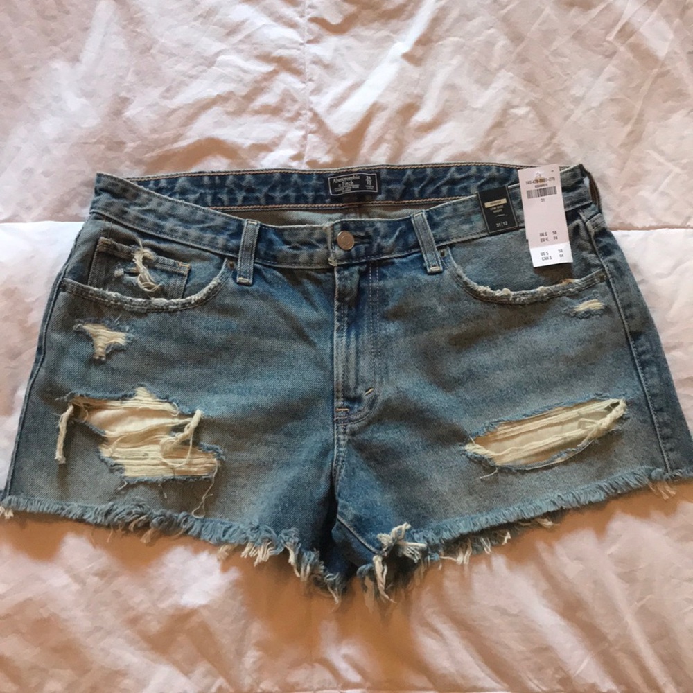 Abercrombie & Fitch women's jean shorts. New with tags